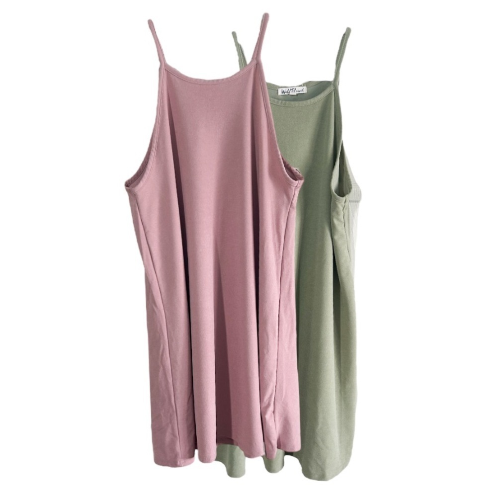 Set 2 Wallflower solid swing dresses xl